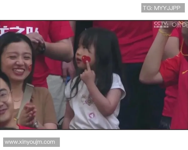 足球明星碰拳瞬间回顾感受他们的友谊与竞技精神的完美结合 足球明星碰拳瞬间回顾感受他们的友谊与竞技精神的完美结合