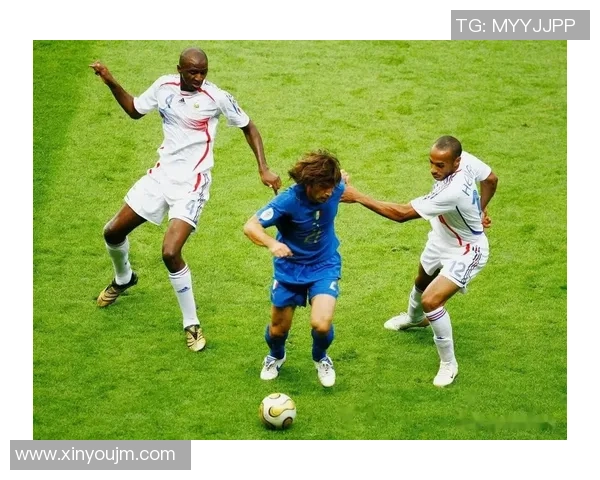 足球明星的流动人生：没有固定球队的传奇球员们的故事与挑战