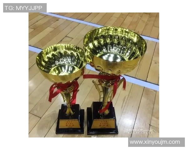 重庆羽毛球队与广州羽毛球队赛后状态分析与复盘总结