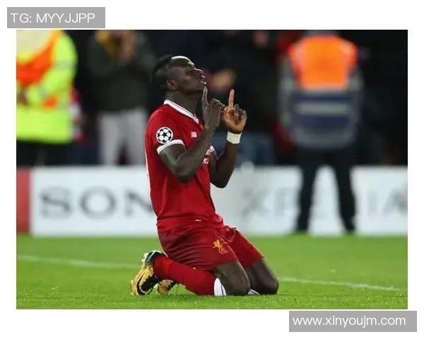 足球明星在场上各司其职的关键角色与战术分析